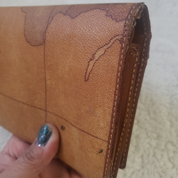 ❣️Alviero Martini Wallet❣️ - Picture 9 of 16